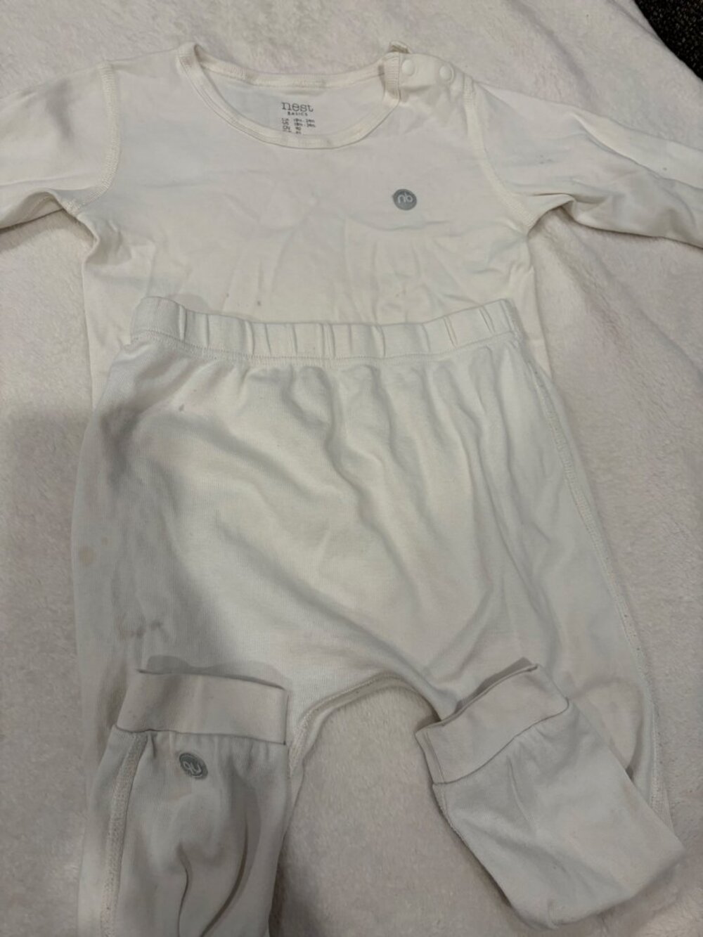 Nest Basics Baby White 2-Piece Set 18-24M